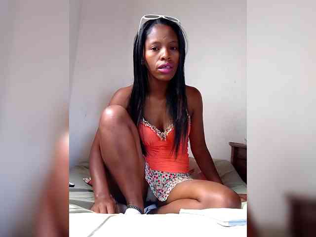 Modèle: Sahsahsexy
