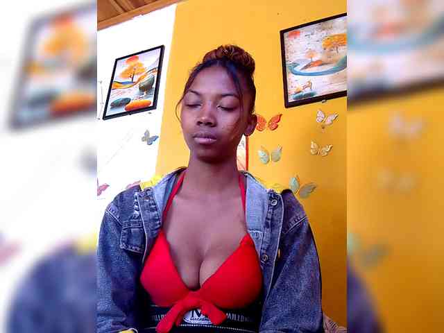 Sahsahsexy webcam