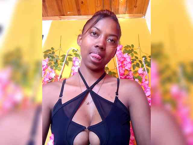 Sahsahsexy webcam
