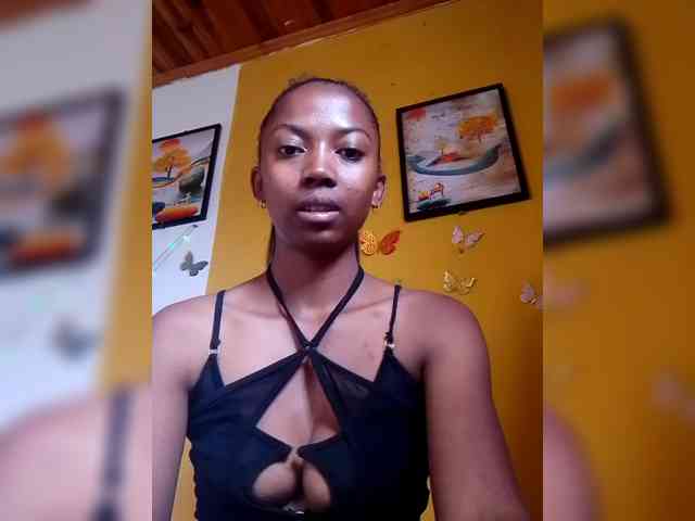 Modèle: Sahsahsexy