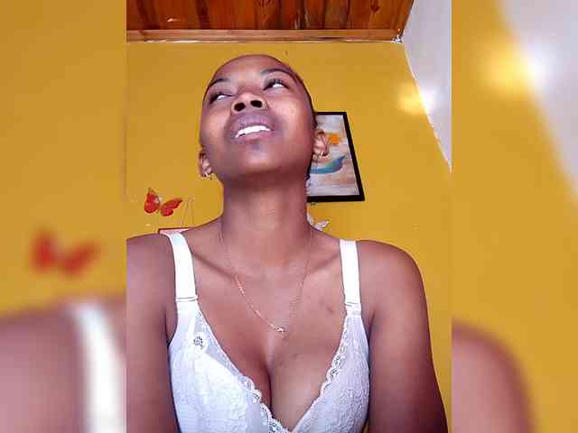 Sahsahsexy webcam