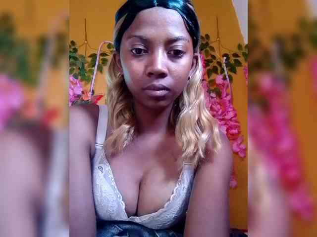 Sahsahsexy webcam