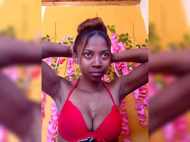 Sahsahsexy webcam