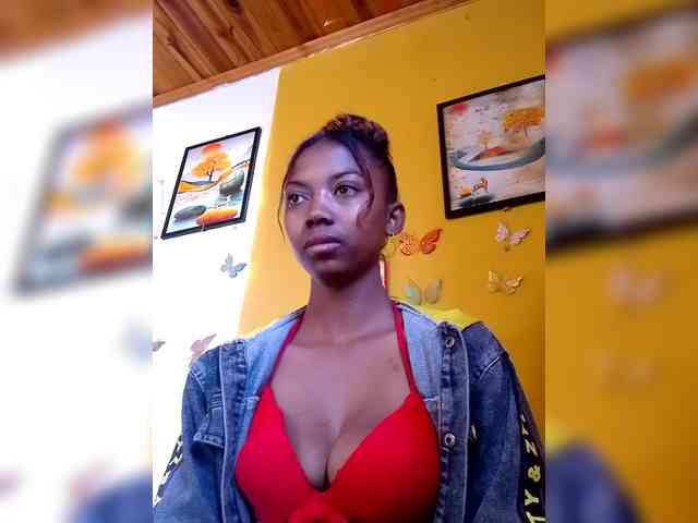 Sahsahsexy webcam