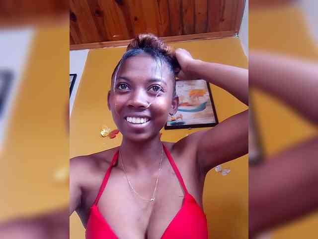 Sahsahsexy webcam