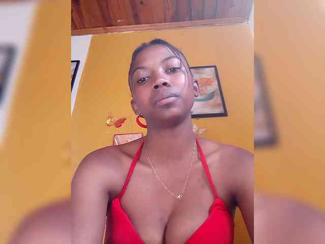 Sahsahsexy webcam