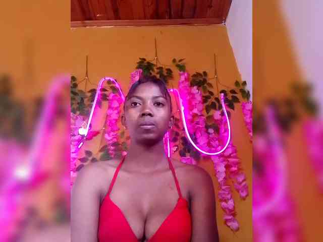 Sahsahsexy webcam