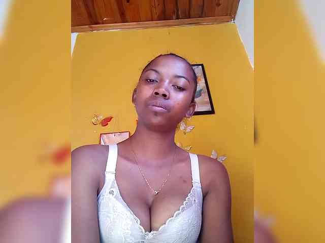 Sahsahsexy webcam