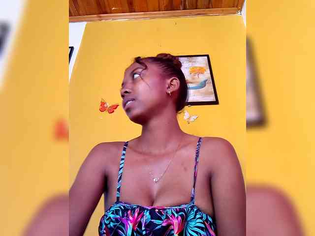 Sahsahsexy webcam