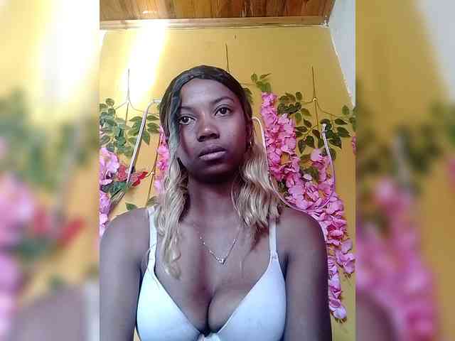 Sahsahsexy webcam