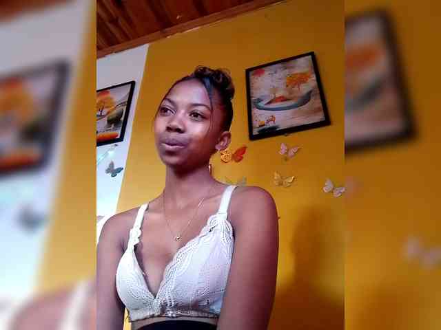 Sahsahsexy webcam