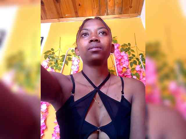 Sahsahsexy webcam