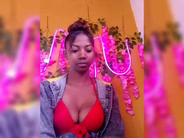 Sahsahsexy webcam