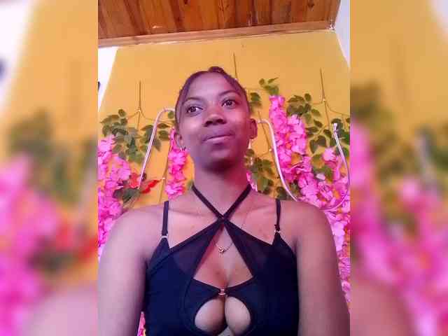 Sahsahsexy webcam