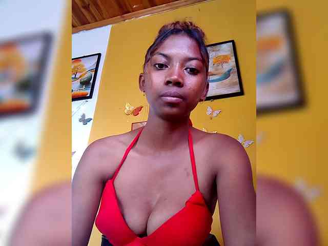 Sahsahsexy webcam