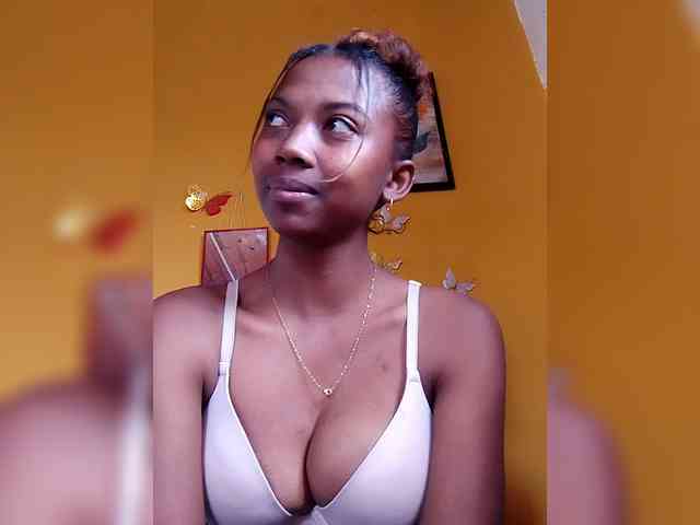 Sahsahsexy webcam