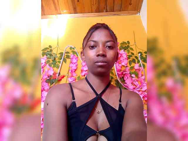Sahsahsexy webcam