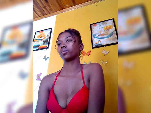 Modèle: Sahsahsexy