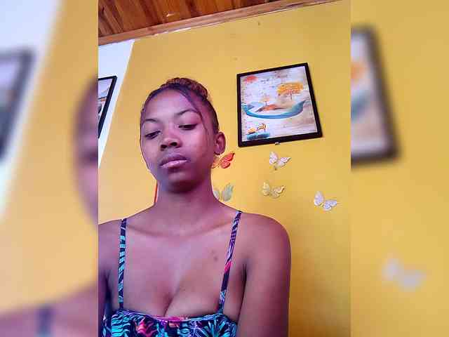 Sahsahsexy webcam