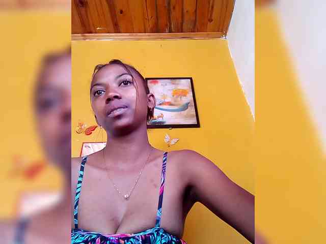 Sahsahsexy webcam