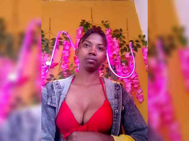 Sahsahsexy webcam