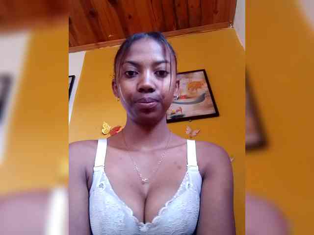 Sahsahsexy webcam