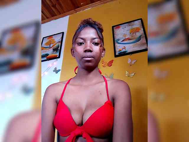 Modèle: Sahsahsexy