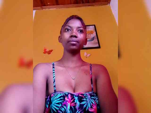 Sahsahsexy webcam