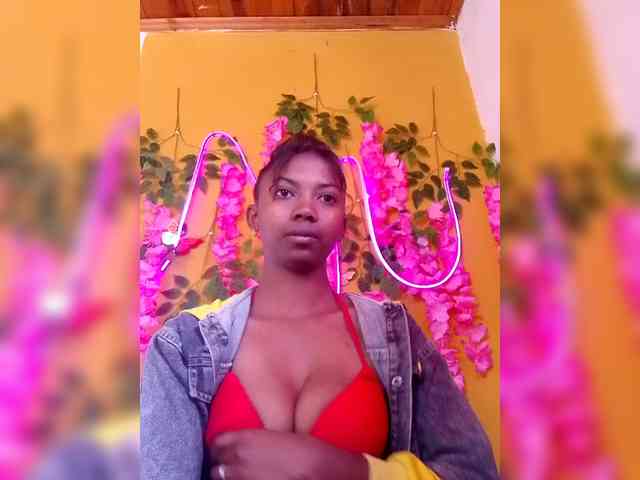 Sahsahsexy webcam
