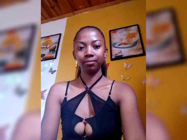 Sahsahsexy webcam