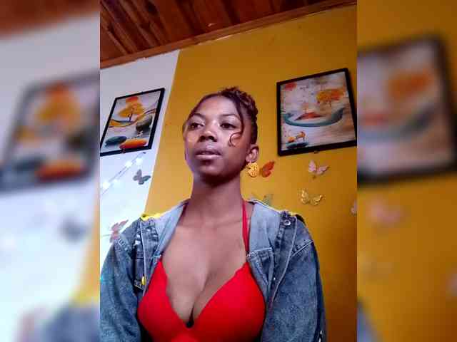 Modèle: Sahsahsexy