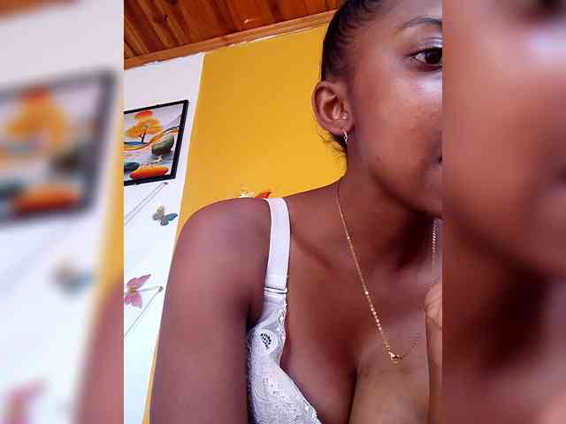 Sahsahsexy webcam