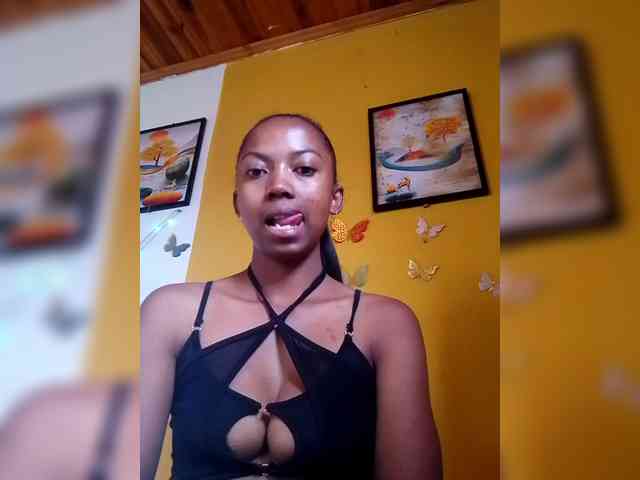Sahsahsexy webcam