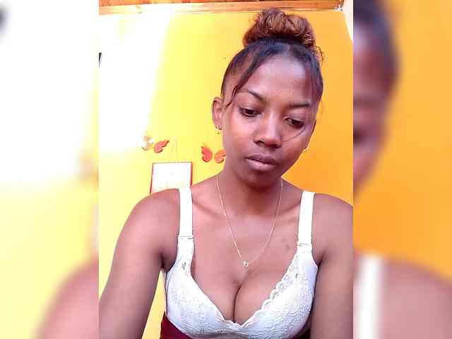 Sahsahsexy webcam