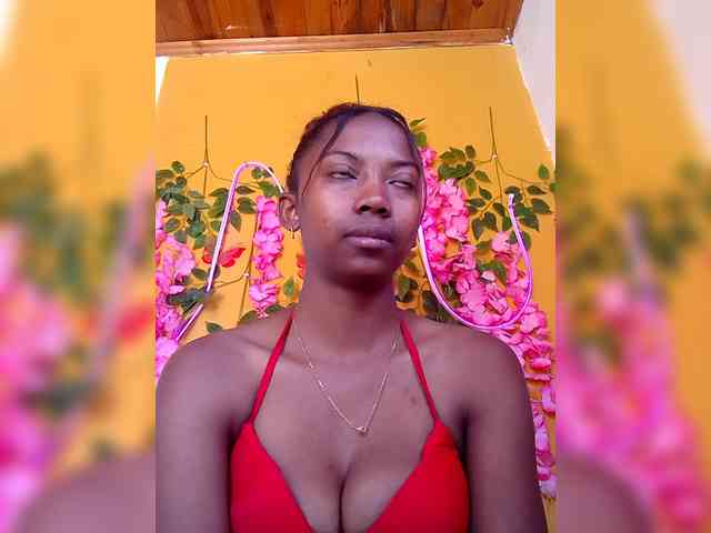 Sahsahsexy webcam