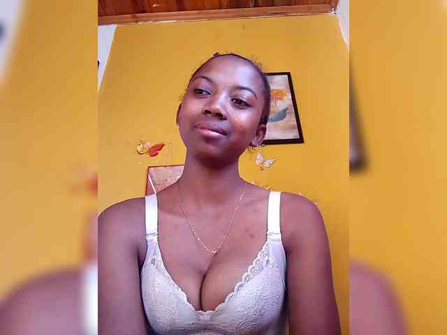 Sahsahsexy webcam