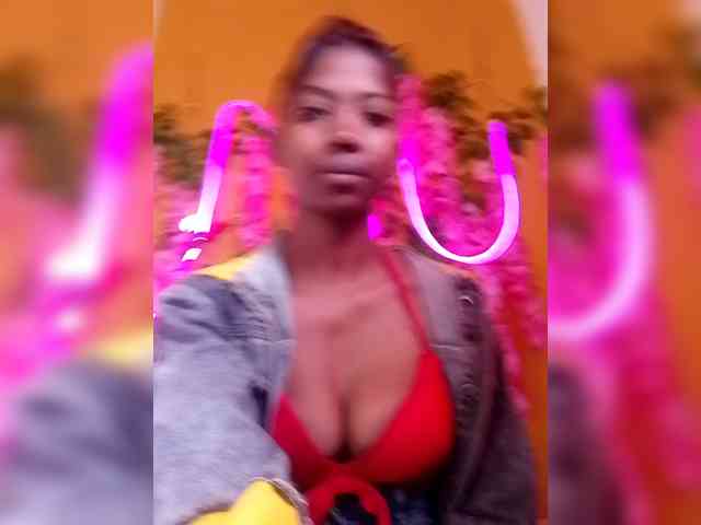 Sahsahsexy webcam
