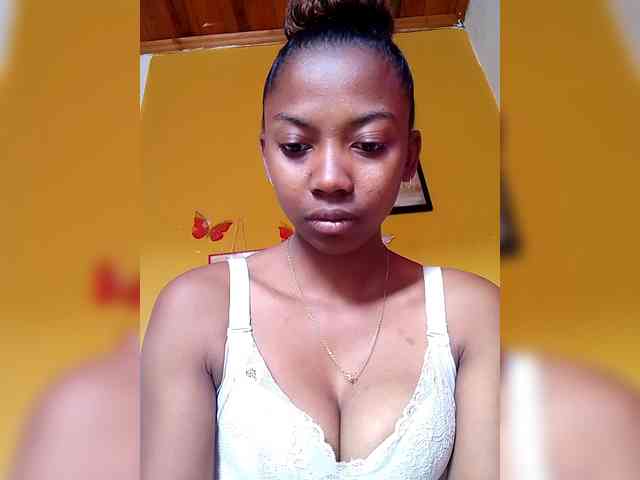 Sahsahsexy webcam