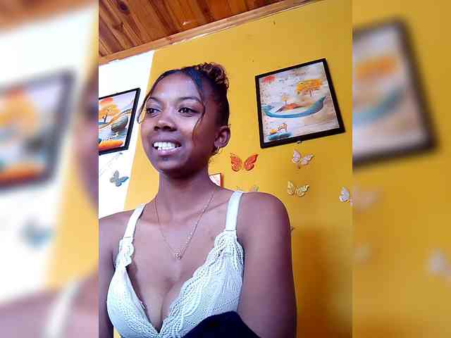 Sahsahsexy webcam