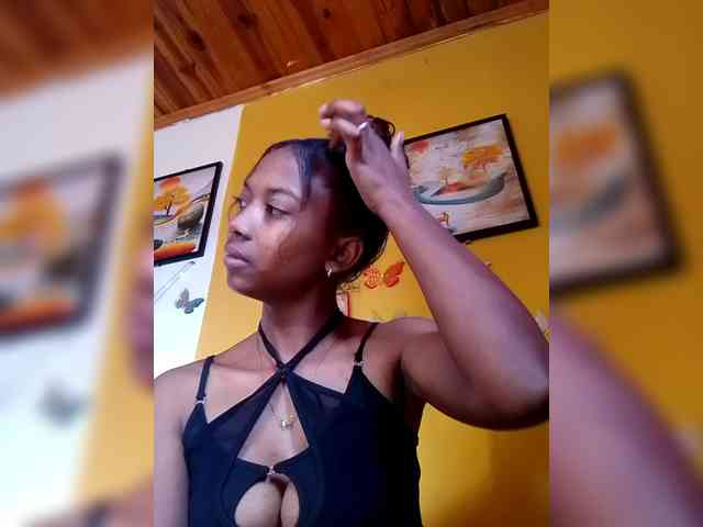 Modèle: Sahsahsexy