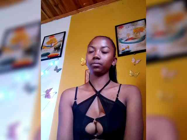 Sahsahsexy webcam