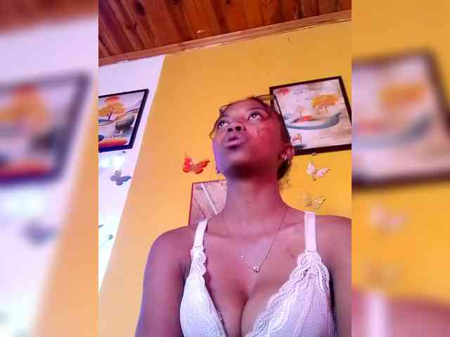 Sahsahsexy webcam