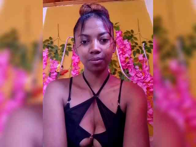 Sahsahsexy webcam