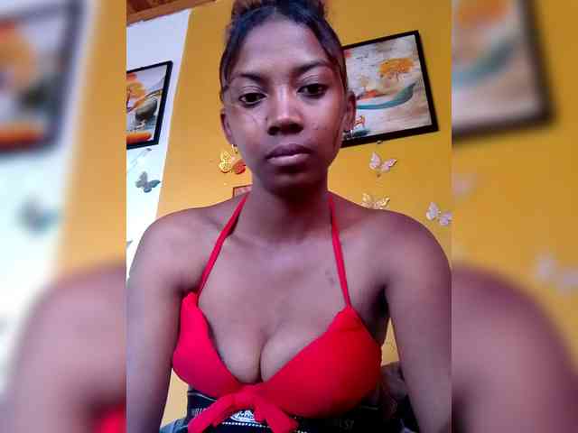 Sahsahsexy webcam