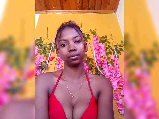 Sahsahsexy webcam