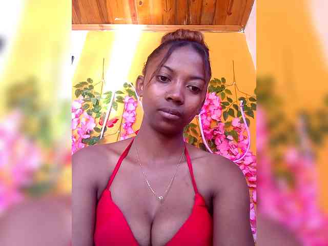 Sahsahsexy webcam