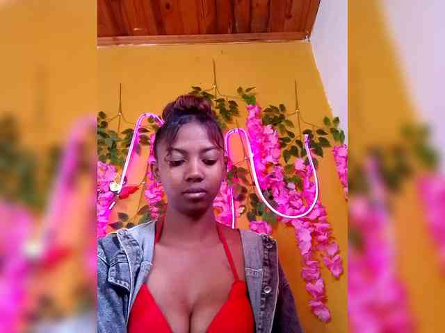 Sahsahsexy webcam
