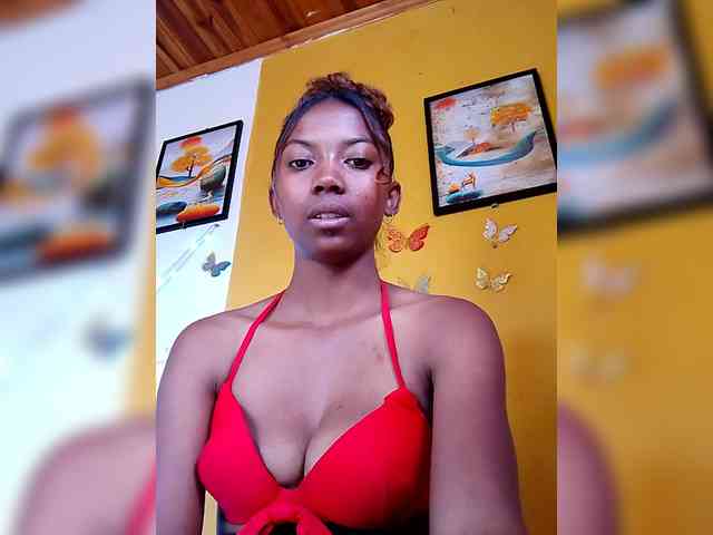 Modèle: Sahsahsexy