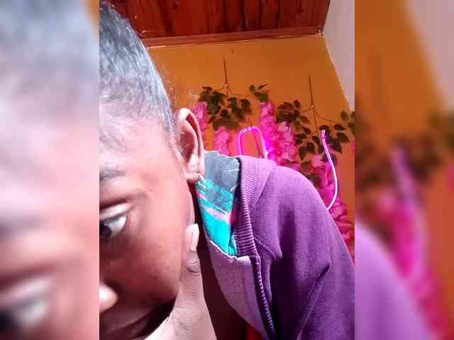 Sahsahsexy webcam