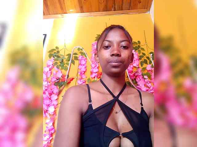 Sahsahsexy webcam